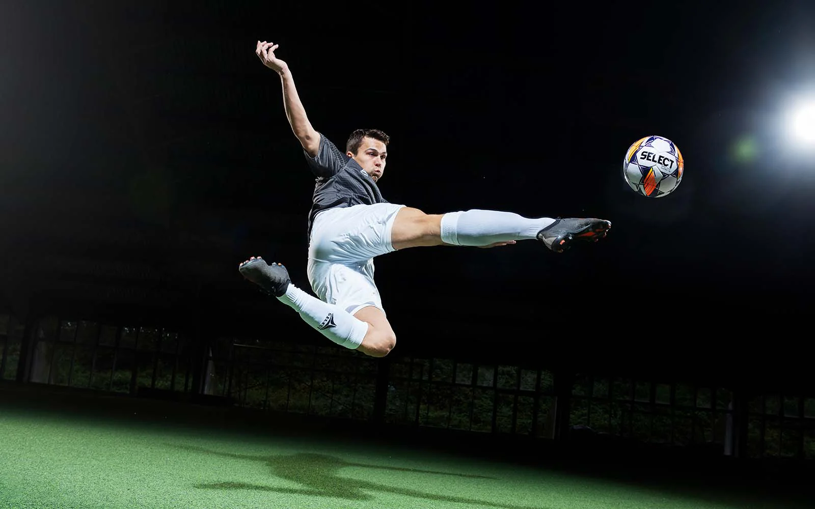 顿时改变自 顿时改变自